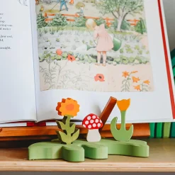 Grimm's Spiel u0026 Holz Summer Nature Table|Wooden Toys < Calendula Flower Decorative Figure