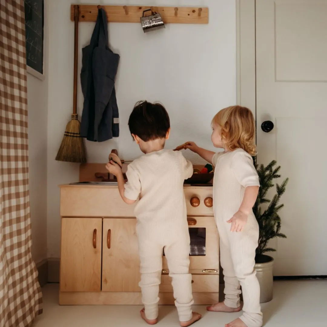 Lapp's Wooden Toys|4 Years < Classic Wooden Play Kitchen
