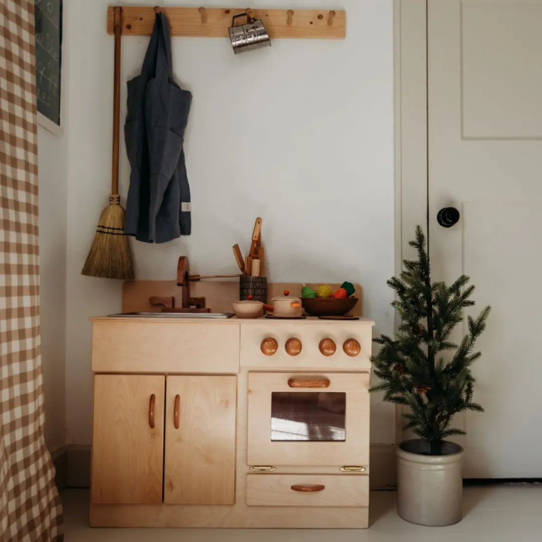 Lapp's Wooden Toys|4 Years < Classic Wooden Play Kitchen