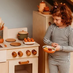 Lapp's Wooden Toys|4 Years < Classic Wooden Play Kitchen