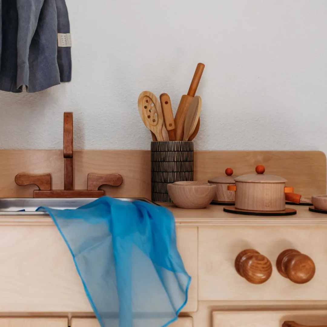 Lapp's Wooden Toys|4 Years < Classic Wooden Play Kitchen