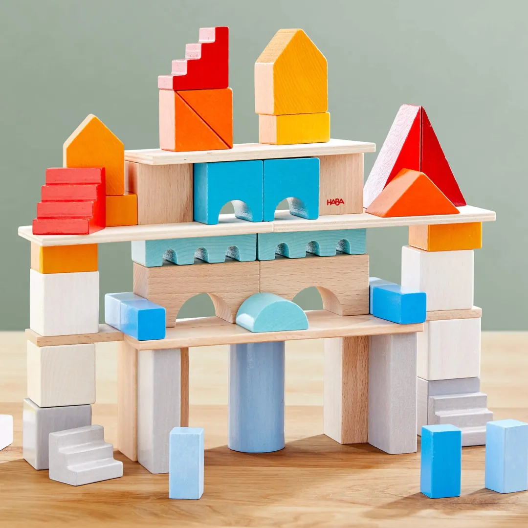 HABA Wooden Toys|4 Years < Colored Wooden Building Blocks - 85 Piece Set