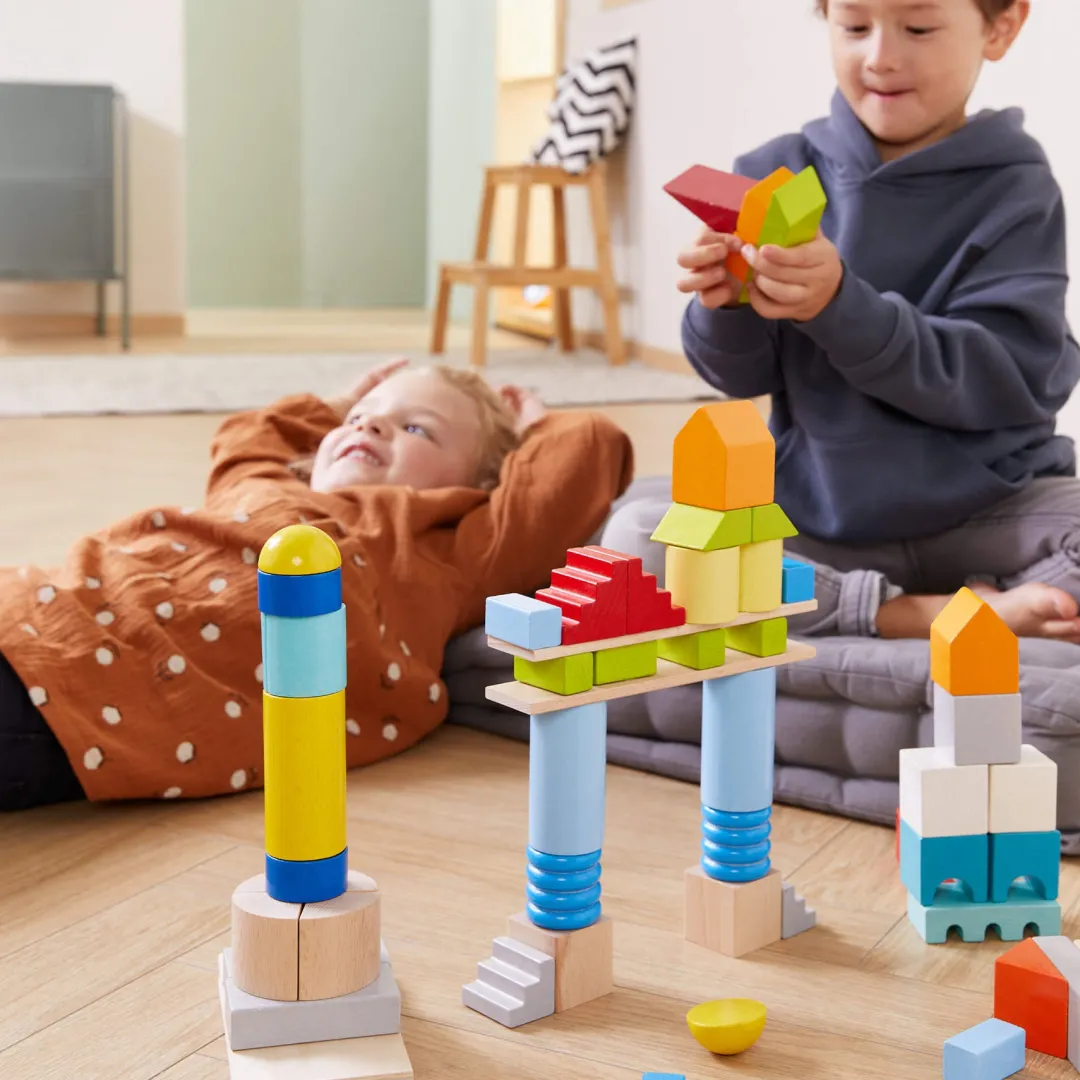 HABA Wooden Toys|4 Years < Colored Wooden Building Blocks - 85 Piece Set