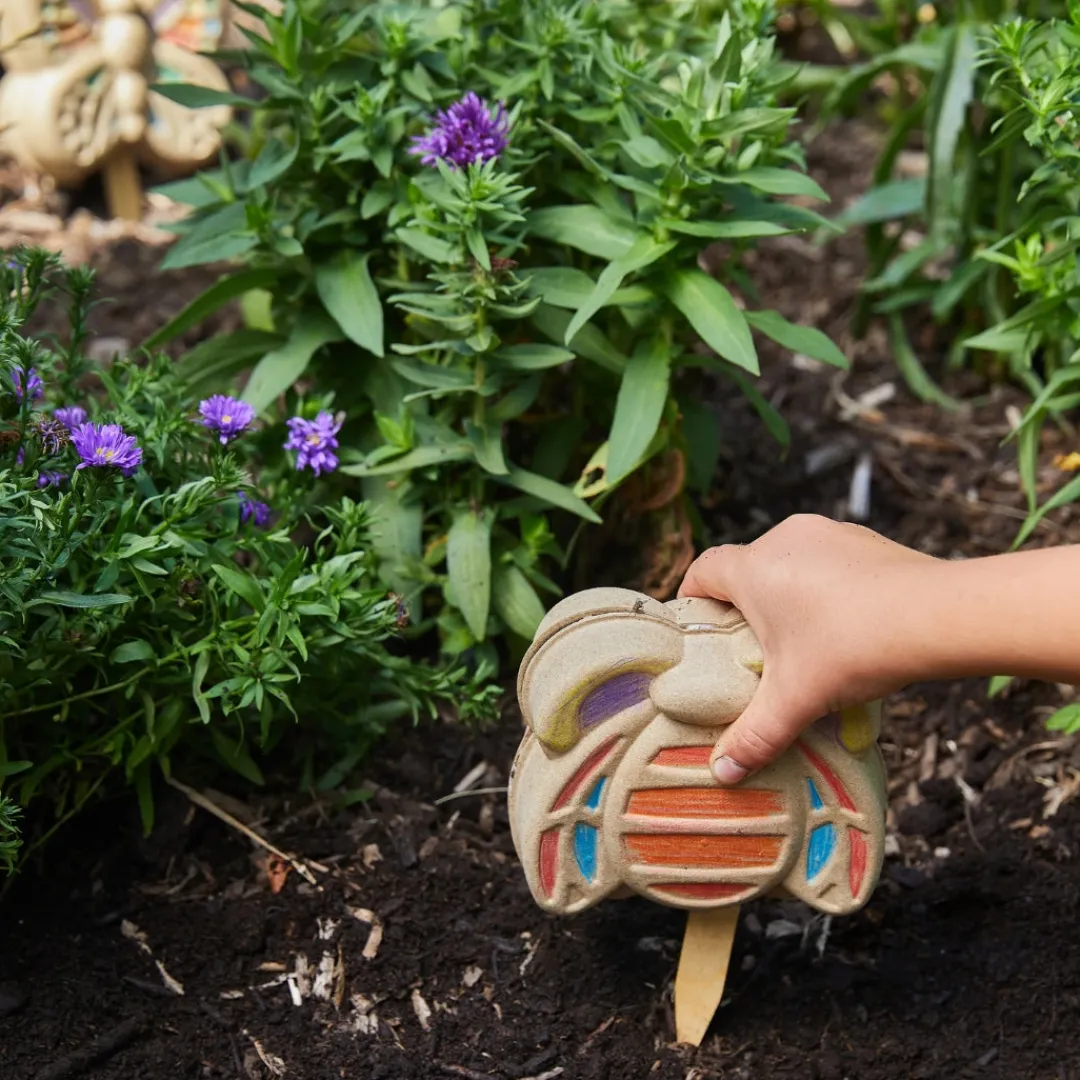 Modern Sprout Outdoor Toys|Stem Toys < Curious Critter Bee Garden Kit
