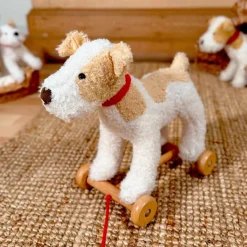 Egmont 3 Years|2 Years < Eliot the Dog Pull-Along Toy