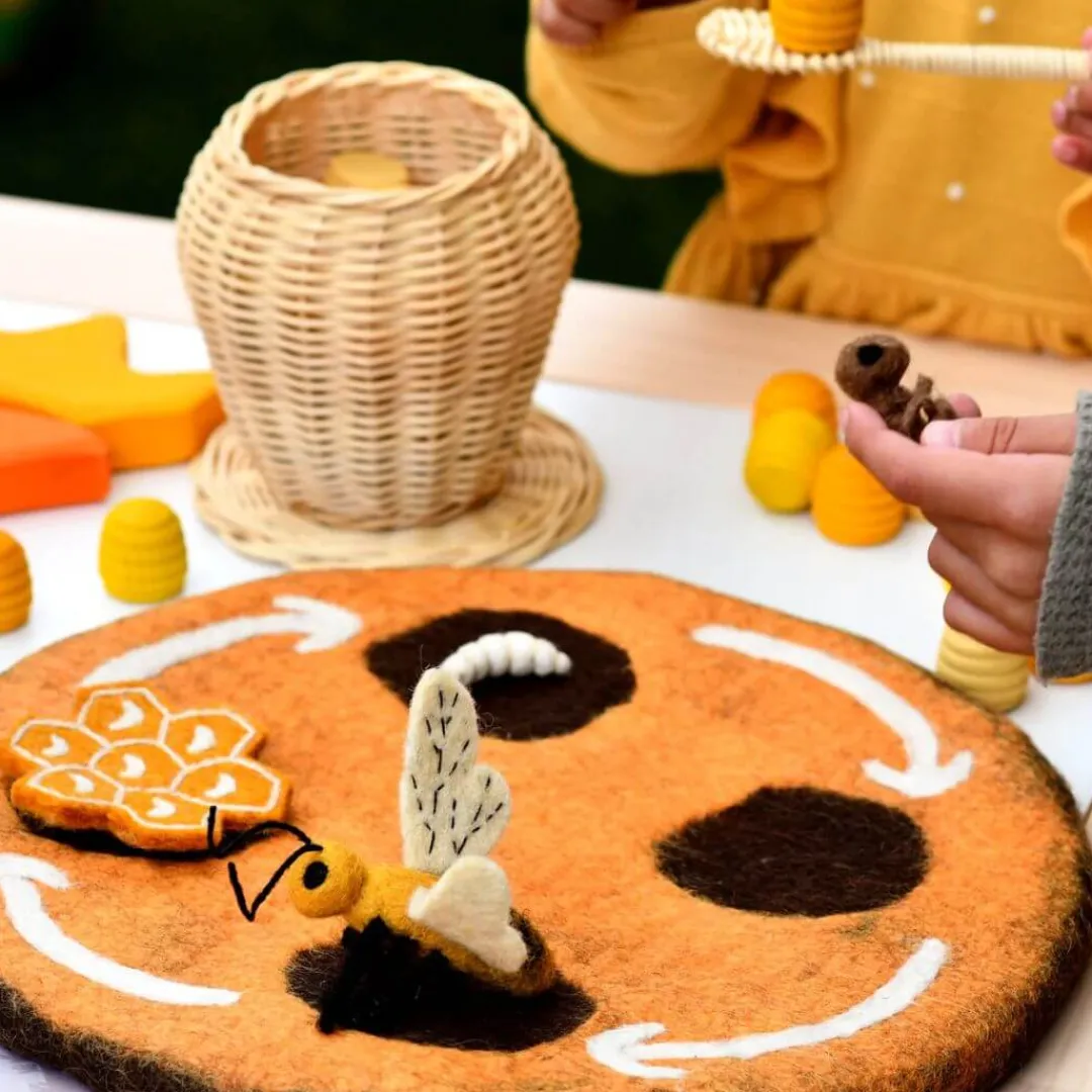 Tara Treasures Early Learning|4 Years < Felted Honey Bee Life Stages Set with Playmat