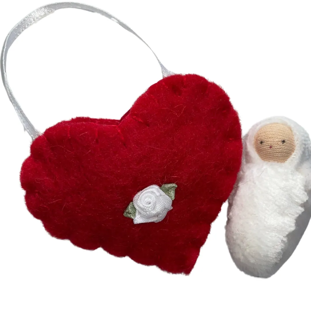 Fairyshadow Dolls|Waldorf Dolls < Felt Heart Pocket Baby