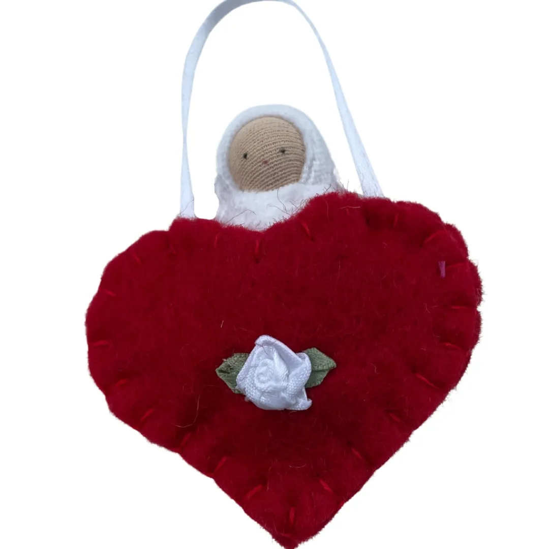 Fairyshadow Dolls|Waldorf Dolls < Felt Heart Pocket Baby