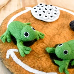 Tara Treasures 4 Years|3 Years < Felt Lifecycle of a Frog Set
