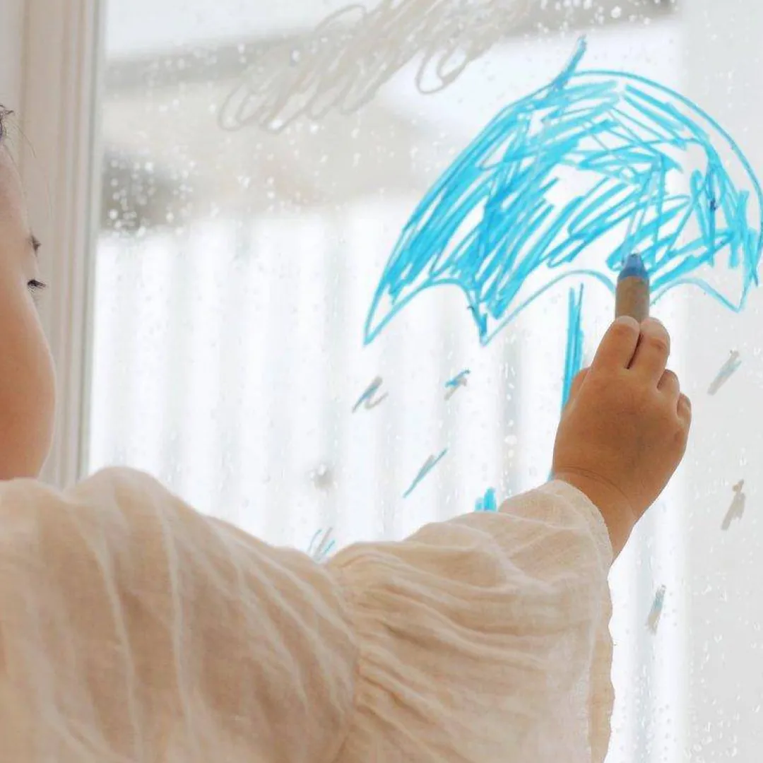 Kitpas Painting & Drawing|4 Years < Large Window Art Crayons - 12 Colors