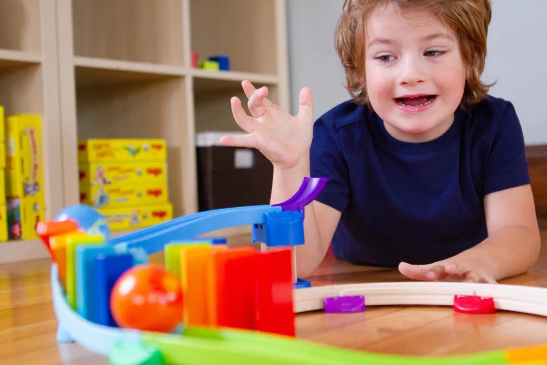 HABA Marble & Ball Runs|Wooden Toys < Kullerbu Kringel Domino Play Track Set