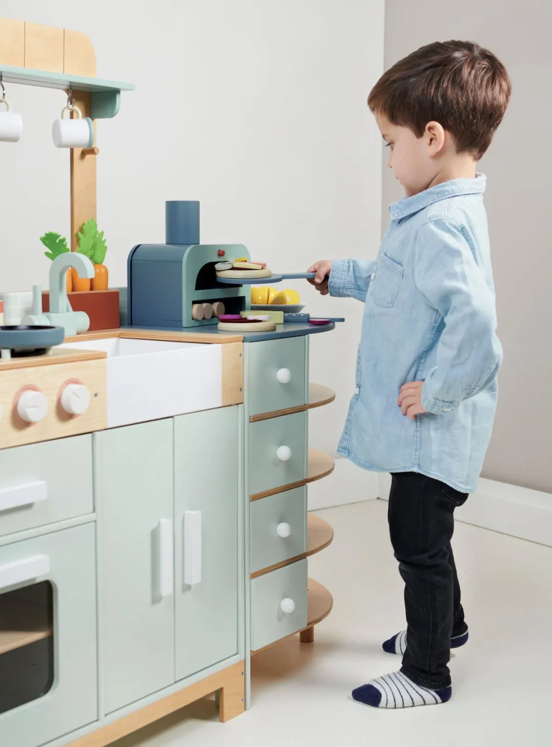 Tender Leaf Wooden Toys|4 Years < La Fiamma Grand Kitchen