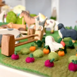 Tara Treasures Summer Nature Table|4 Years < Large Felted Farm Play Mat