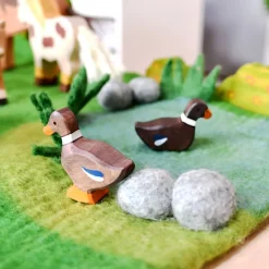 Tara Treasures Summer Nature Table|4 Years < Large Felted Farm Play Mat