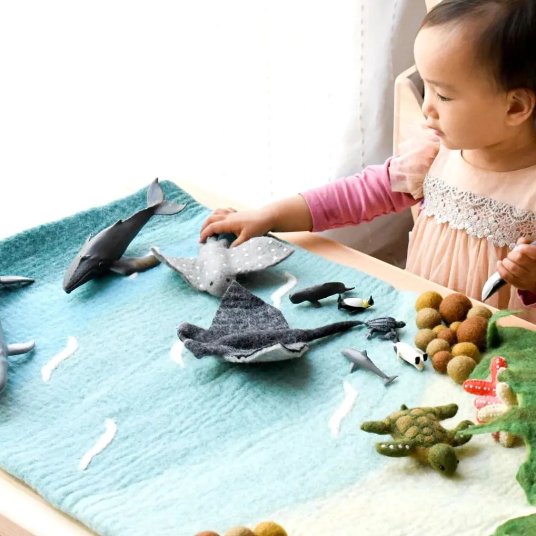 Tara Treasures Summer Nature Table|4 Years < Large Felted Ocean and Shoreline Play Mat