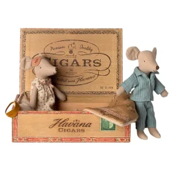 Maileg Maileg Collection|4 Years < Mom and Dad Mice in a Cigar Box