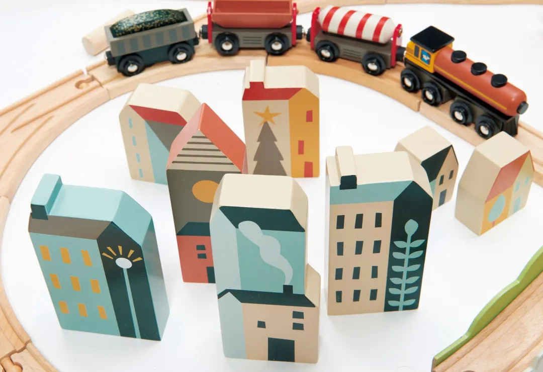 Tender Leaf 4 Years|3 Years < Mountain View Wooden Train Set