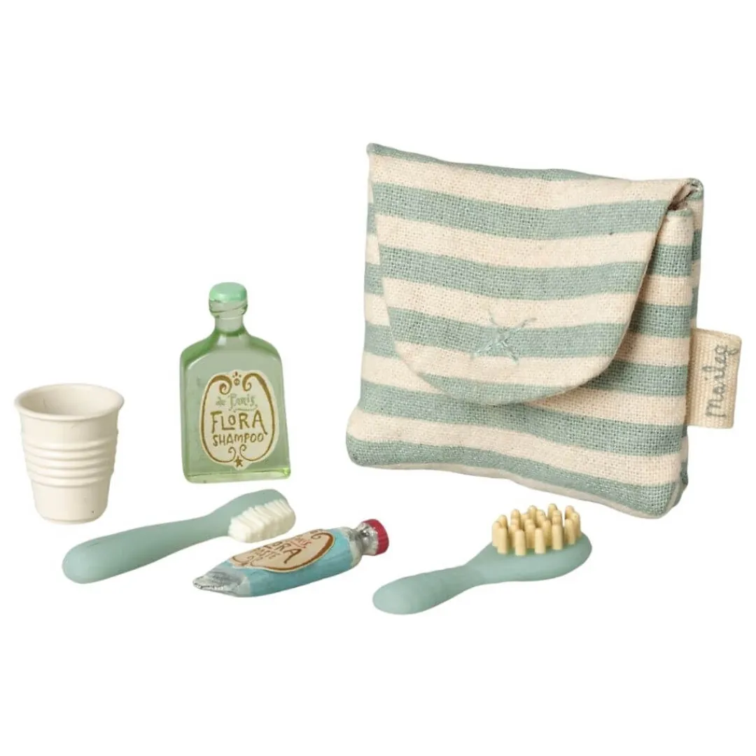 Maileg Maileg Collection|4 Years < Mouse-Sized Toothbrush and Care Set