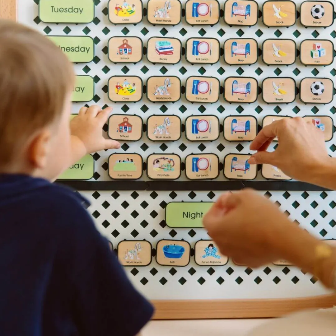 Charmspring 12-24 Months|Early Learning < My Week Springboard - Toddler Wood
