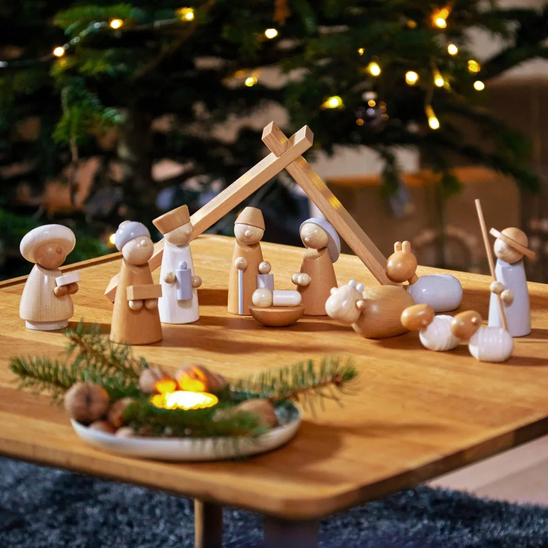 HABA Wooden Toys|4 Years < Natural Wood Nativity Set