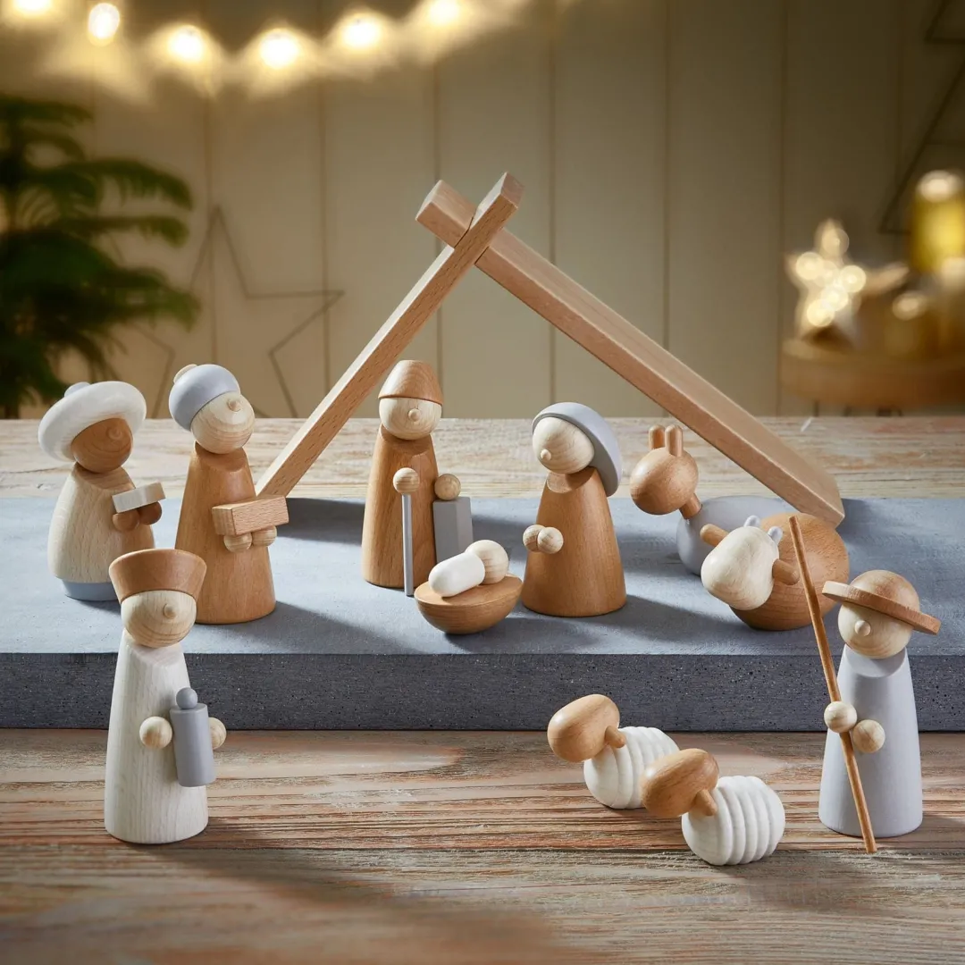 HABA Wooden Toys|4 Years < Natural Wood Nativity Set