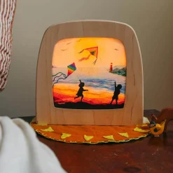 Toverlux Fairies & Gnomes|Summer Nature Table < Night Light Transparency - Vogel Geluk Collection