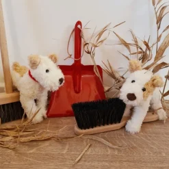 Egmont 4 Years|3 Years < Pretend Play Dustpan & Brush Set