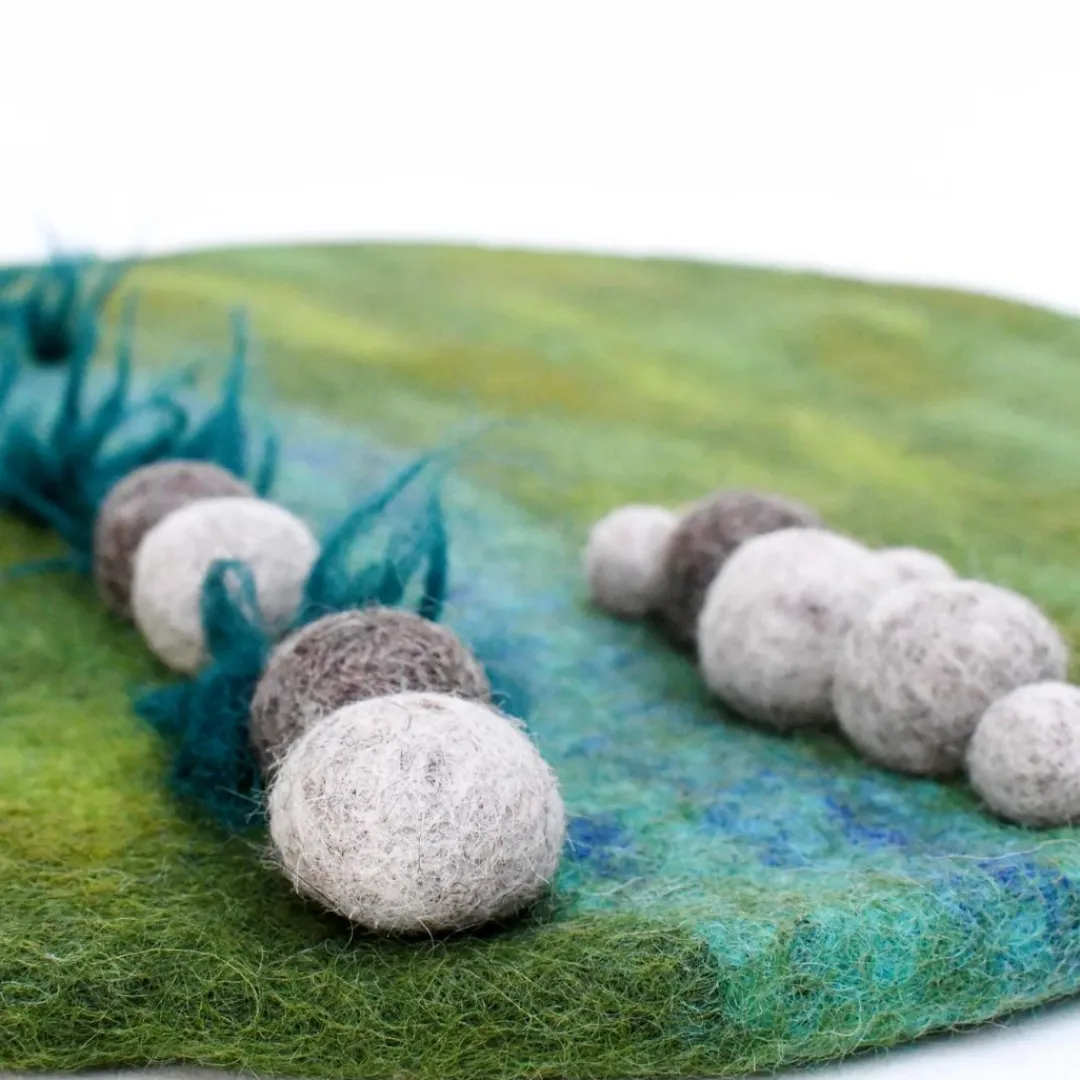 Tara Treasures Summer Nature Table|4 Years < Round Felted River Play Mat