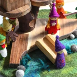 Tara Treasures Summer Nature Table|4 Years < Round Felted River Play Mat