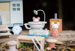 Tender Leaf Dollhouses|Wooden Toys < Secret Meadow Shepherd’s Hut