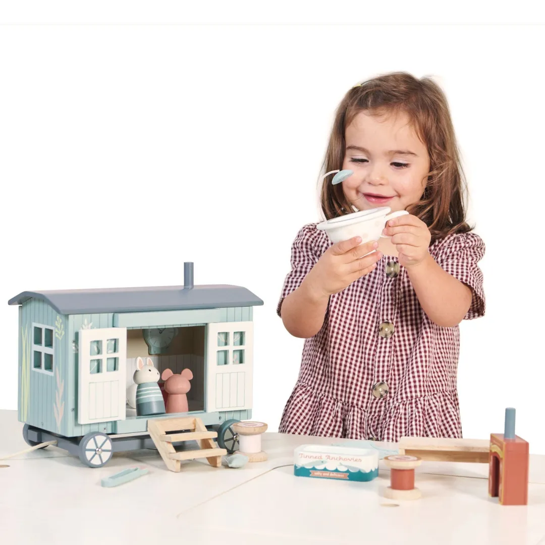 Tender Leaf Dollhouses|Wooden Toys < Secret Meadow Shepherd’s Hut