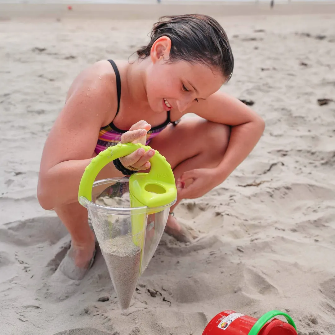 HABA Outdoor Toys|4 Years < Spilling Funnel Sand and Water Mixing Toy