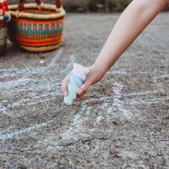 Twee Handmade 4 Years|3 Years < Unicorn Horn Sidewalk Chalk - Pastel
