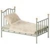 Maileg Maileg Collection|4 Years < Vintage Mouse-Sized Bed - Mint