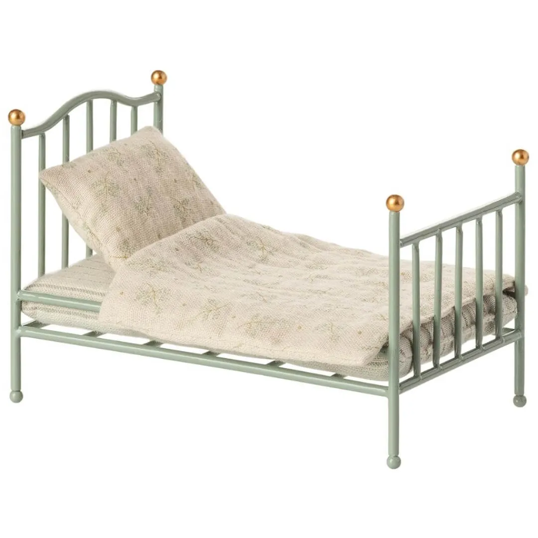 Maileg Maileg Collection|4 Years < Vintage Mouse-Sized Bed - Mint