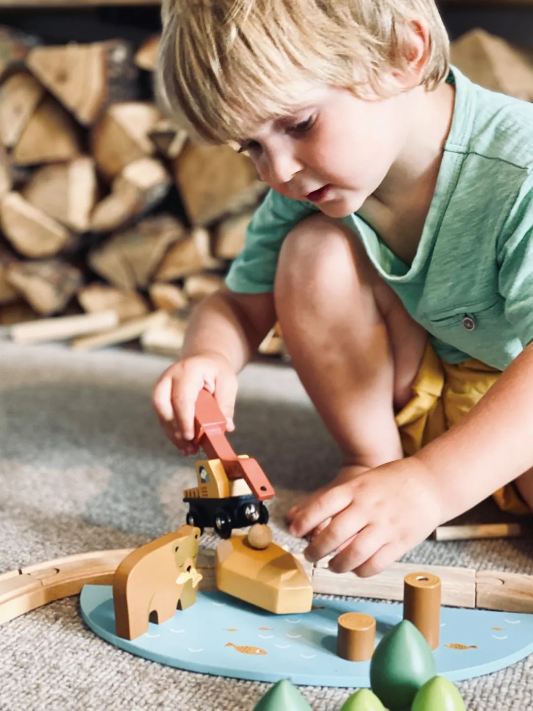 Tender Leaf Toys 4 Years|3 Years < Wild Pines Wooden Train Set
