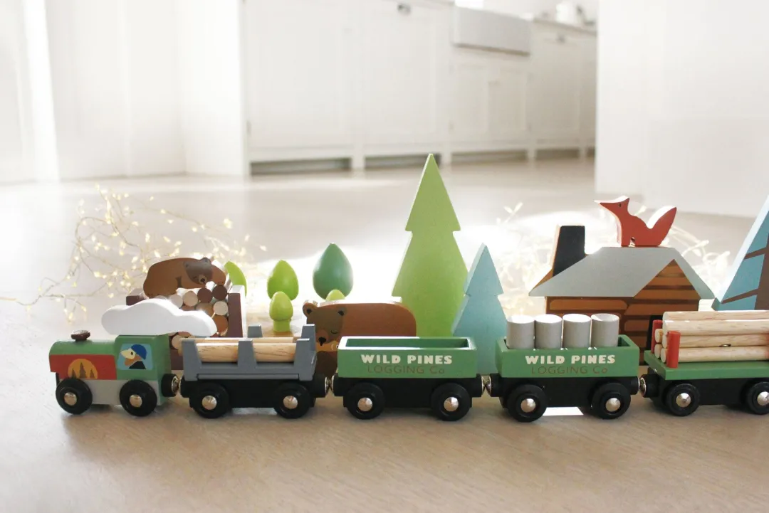 Tender Leaf Toys 4 Years|3 Years < Wild Pines Wooden Train Set