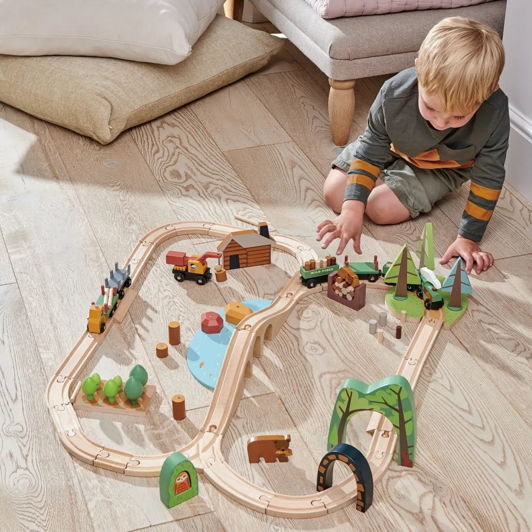 Tender Leaf Toys 4 Years|3 Years < Wild Pines Wooden Train Set
