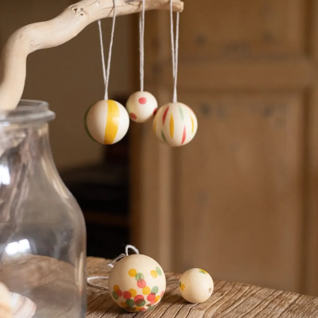 Grapat 4 Years|3 Years < Wonder Balls Wooden Ornament Set