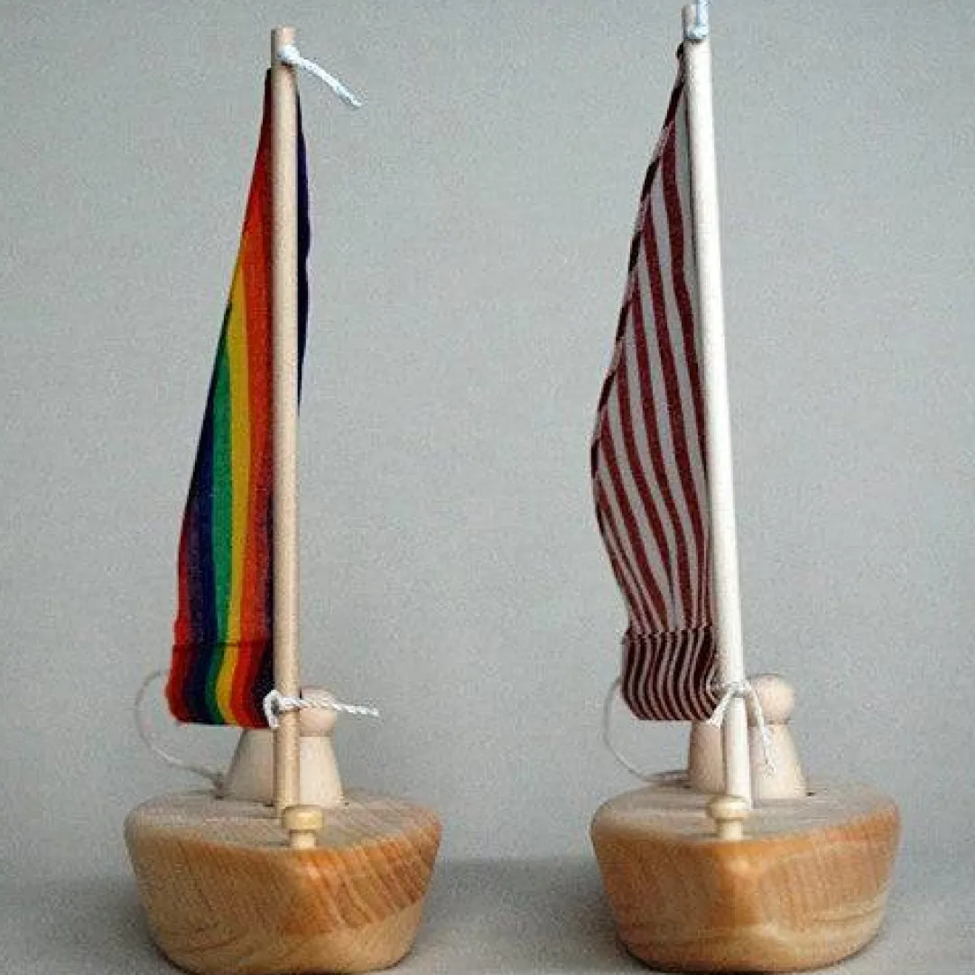Different Drummer Outdoor Toys|4 Years < Wooden Toy Sailboat